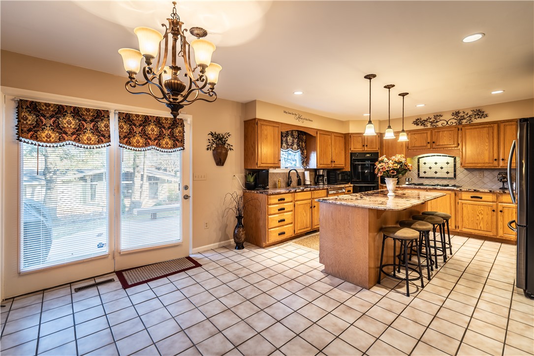 Twp Of But SE, Pennsylvania 16001, United States, 4 Bedrooms Bedrooms, ,3 BathroomsBathrooms,Residential,Pending,32921