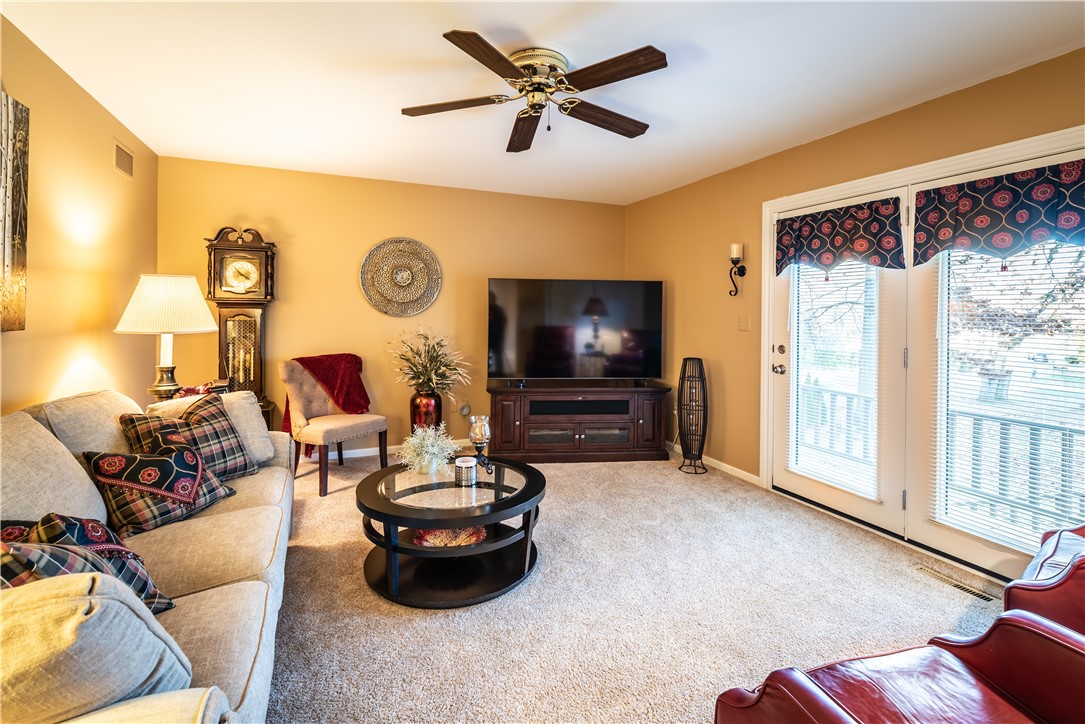 Twp Of But SE, Pennsylvania 16001, United States, 4 Bedrooms Bedrooms, ,3 BathroomsBathrooms,Residential,Pending,32921