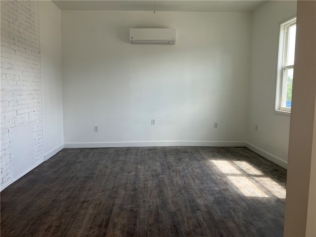 460 Jefferson Ave