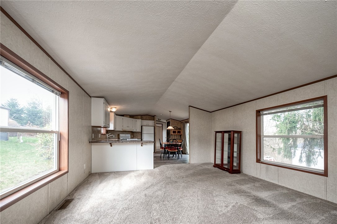 Cranberry Twp, Pennsylvania 16066, United States, 3 Bedrooms Bedrooms, ,2 BathroomsBathrooms,Residential,Active,104182