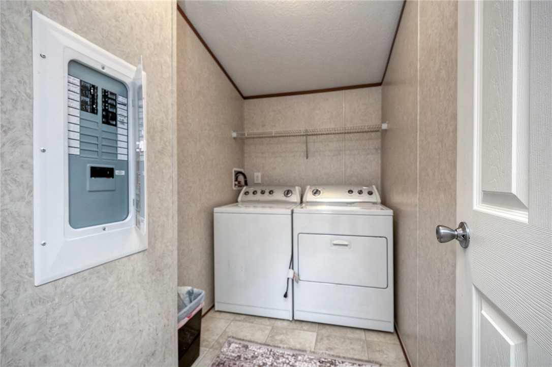 Cranberry Twp, Pennsylvania 16066, United States, 3 Bedrooms Bedrooms, ,2 BathroomsBathrooms,Residential,Active,104182