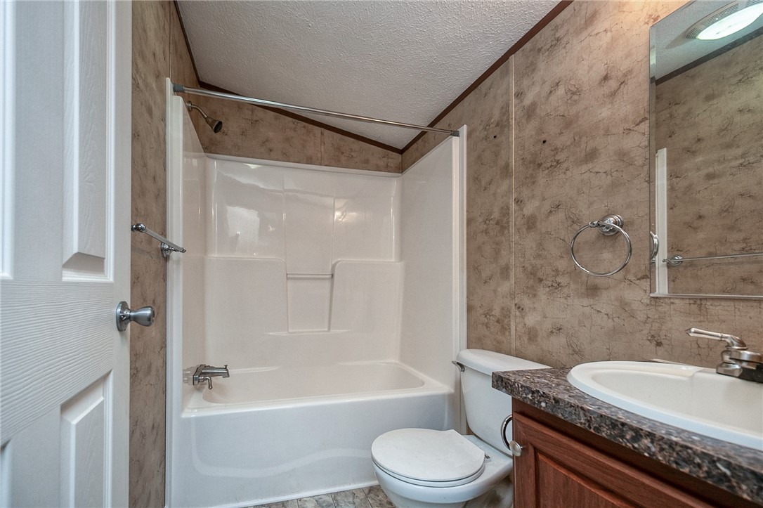 Cranberry Twp, Pennsylvania 16066, United States, 3 Bedrooms Bedrooms, ,2 BathroomsBathrooms,Residential,Active,104182