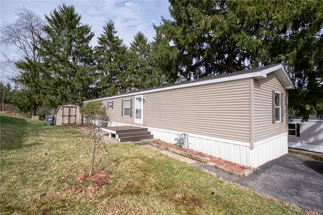 203 Forest Dr