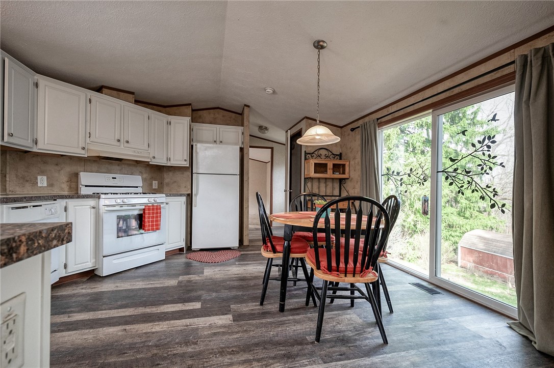 Cranberry Twp, Pennsylvania 16066, United States, 3 Bedrooms Bedrooms, ,2 BathroomsBathrooms,Residential,Active,104182