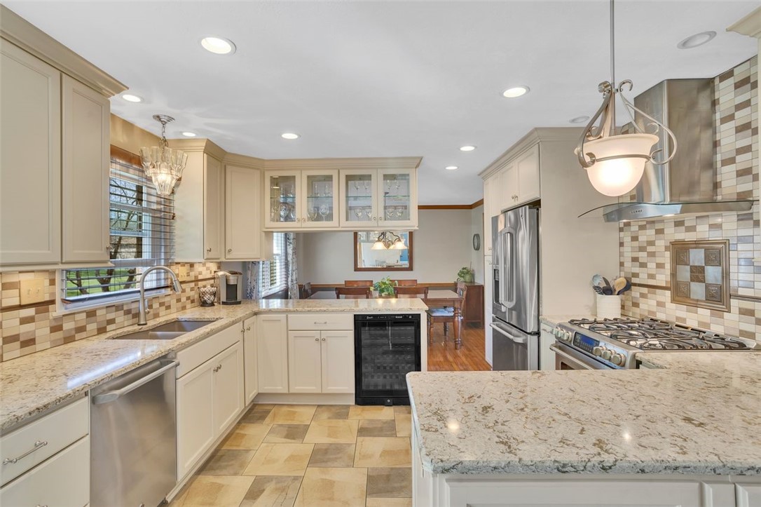 34 Fieldstone Pl