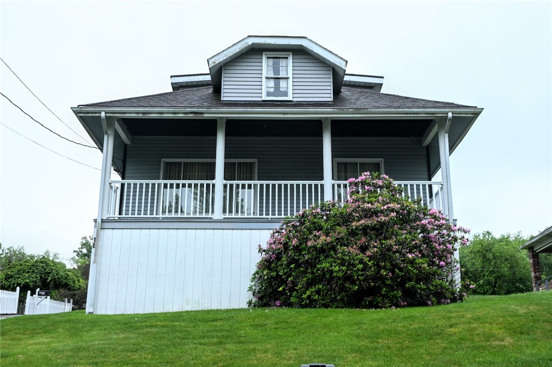 16 Robinson St