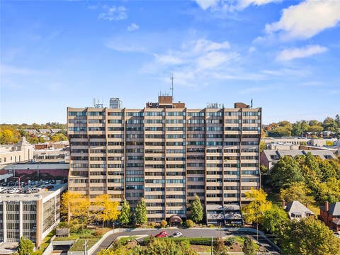 Photo for 750 WASHINGTON ROAD 610