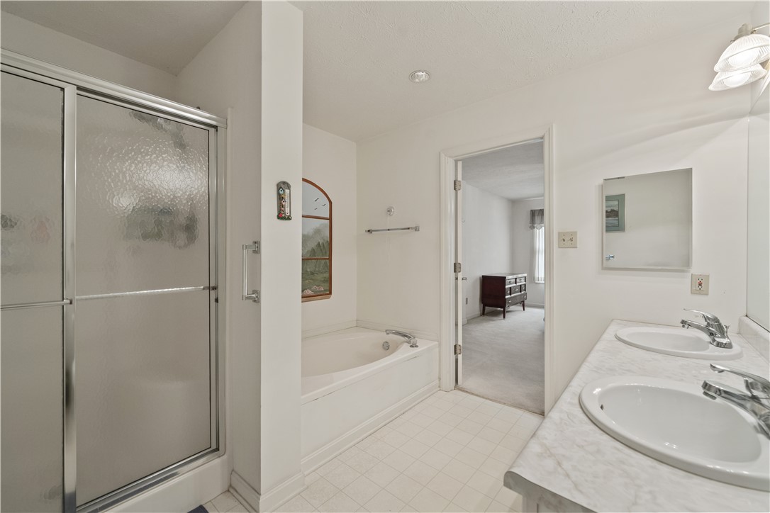 South Fayette, Pennsylvania 15017, United States, 3 Bedrooms Bedrooms, ,3 BathroomsBathrooms,Residential,Contingent,99741