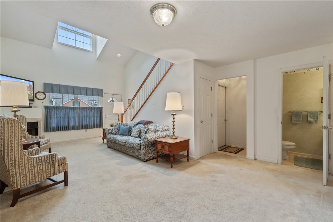 South Fayette, Pennsylvania 15017, United States, 3 Bedrooms Bedrooms, ,3 BathroomsBathrooms,Residential,Contingent,99741