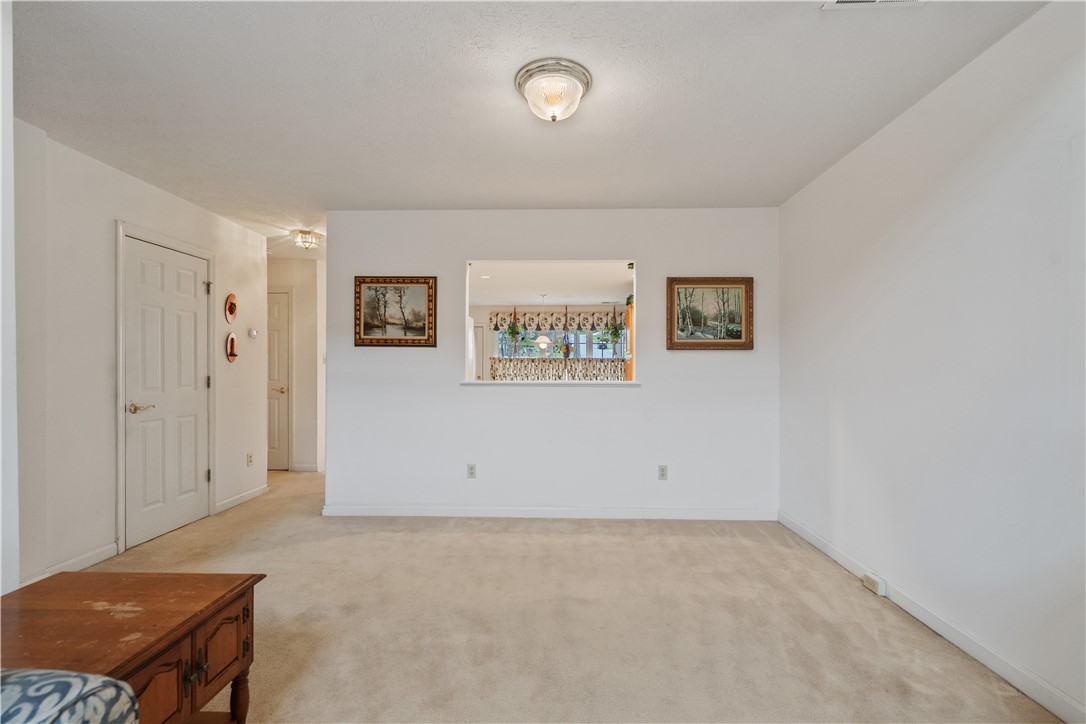 South Fayette, Pennsylvania 15017, United States, 3 Bedrooms Bedrooms, ,3 BathroomsBathrooms,Residential,Contingent,99741