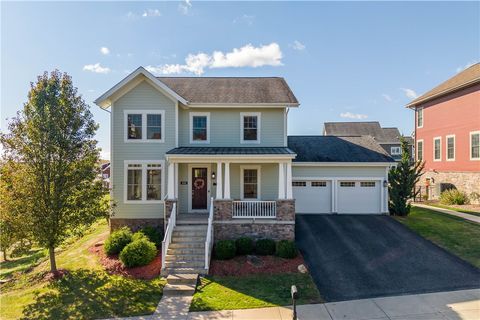 Photo of 1098 Gromwell Ln, Bridgeville, PA 15017 (MLS # 1743175)