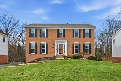 Photo of 213 Oak Highland Dr, Moon Twp, PA 15108 (MLS # 1738678)
