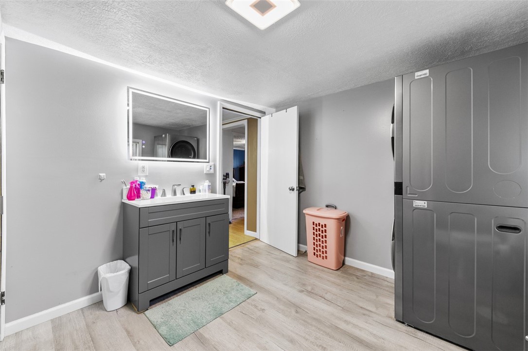 North Union Twp, Pennsylvania 15465, United States, 2 Bedrooms Bedrooms, ,1 BathroomBathrooms,Residential,Active,185949