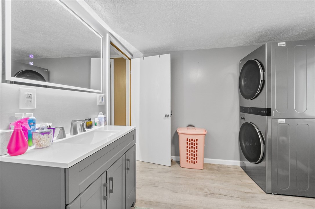 North Union Twp, Pennsylvania 15465, United States, 2 Bedrooms Bedrooms, ,1 BathroomBathrooms,Residential,Active,185949