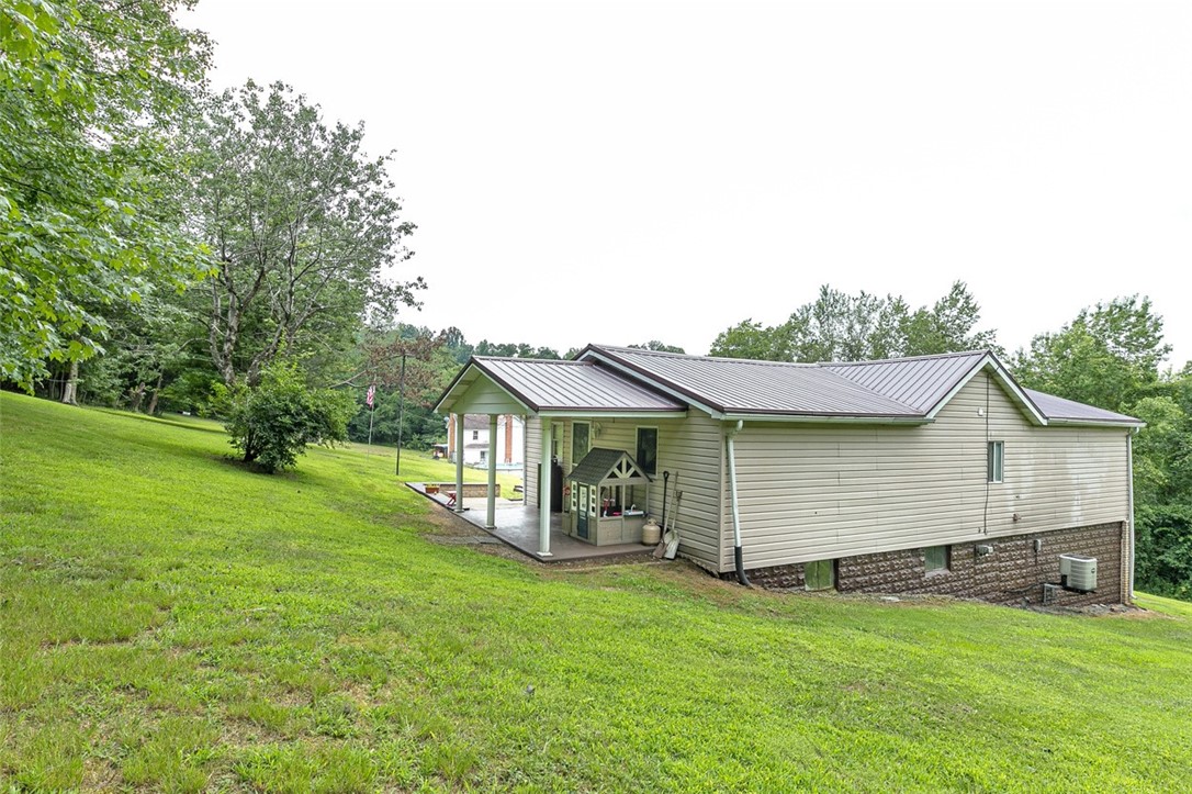 North Union Twp, Pennsylvania 15465, United States, 2 Bedrooms Bedrooms, ,1 BathroomBathrooms,Residential,Active,185949