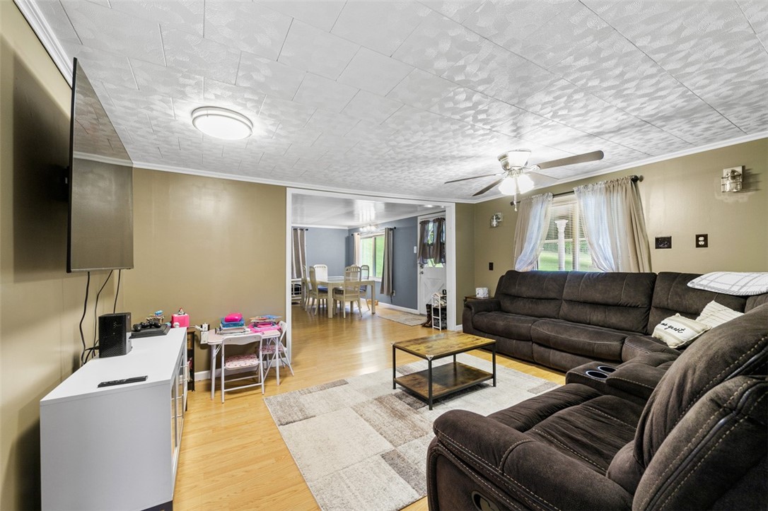 North Union Twp, Pennsylvania 15465, United States, 2 Bedrooms Bedrooms, ,1 BathroomBathrooms,Residential,Active,185949