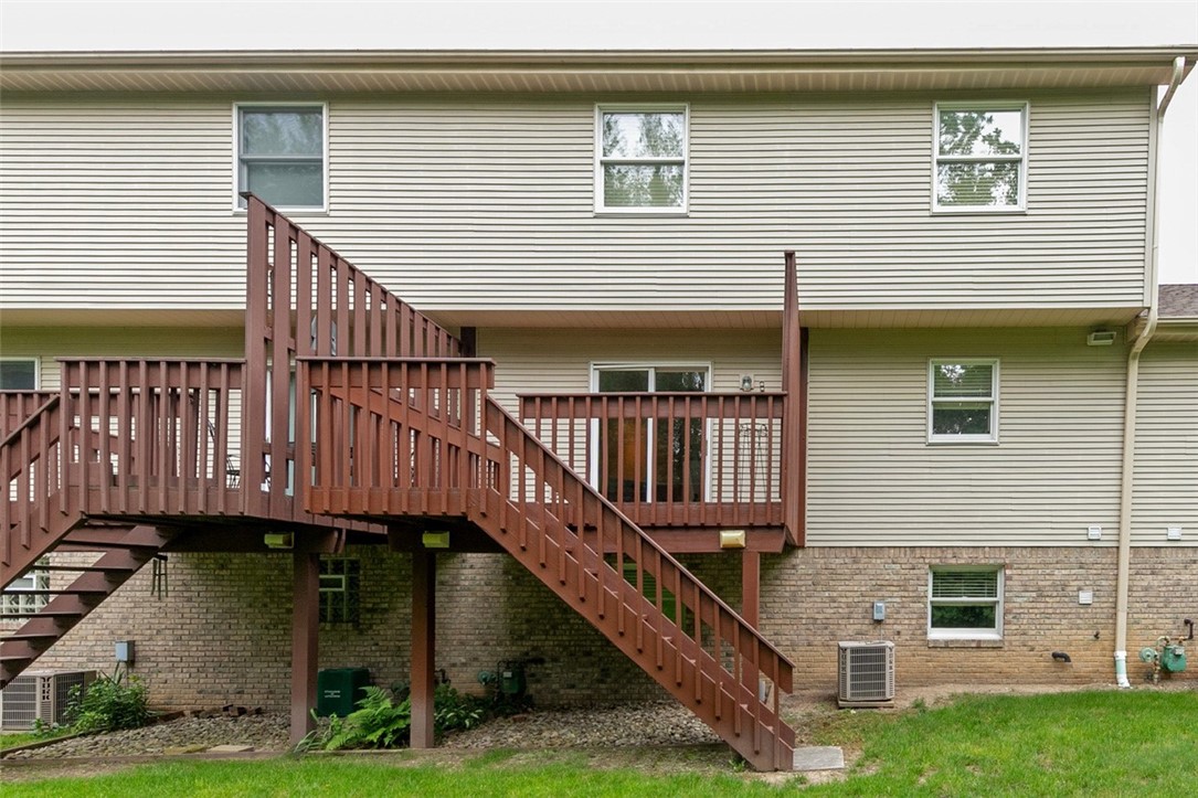 302 Apple Blossom Ct