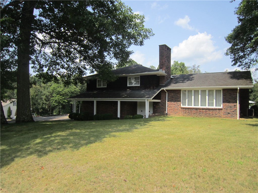 View W Leechburg, PA 15656 house