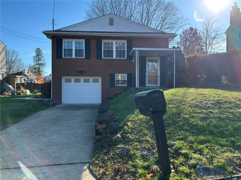 Photo of 120 Church Ave, Glenshaw, PA 15116 (MLS # 1731899)