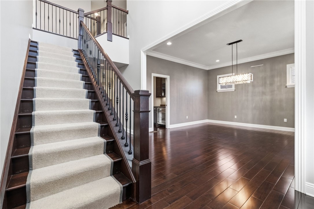 1637 Parkview Boulevard