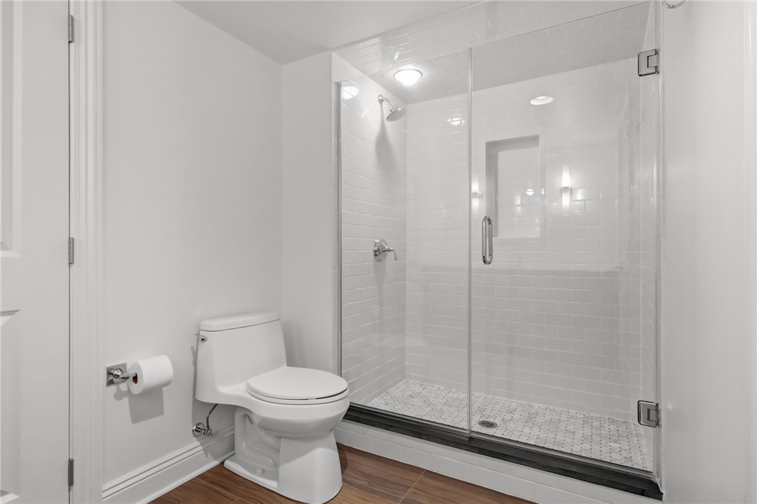 Pittsburgh, Pennsylvania, 15217, United States, 6 Bedrooms Bedrooms, ,6 BathroomsBathrooms,Residential,Active,2023359
