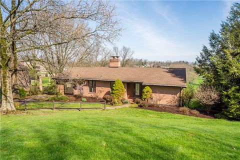 1679 Hastings Mill Upper St Clair PA 15241