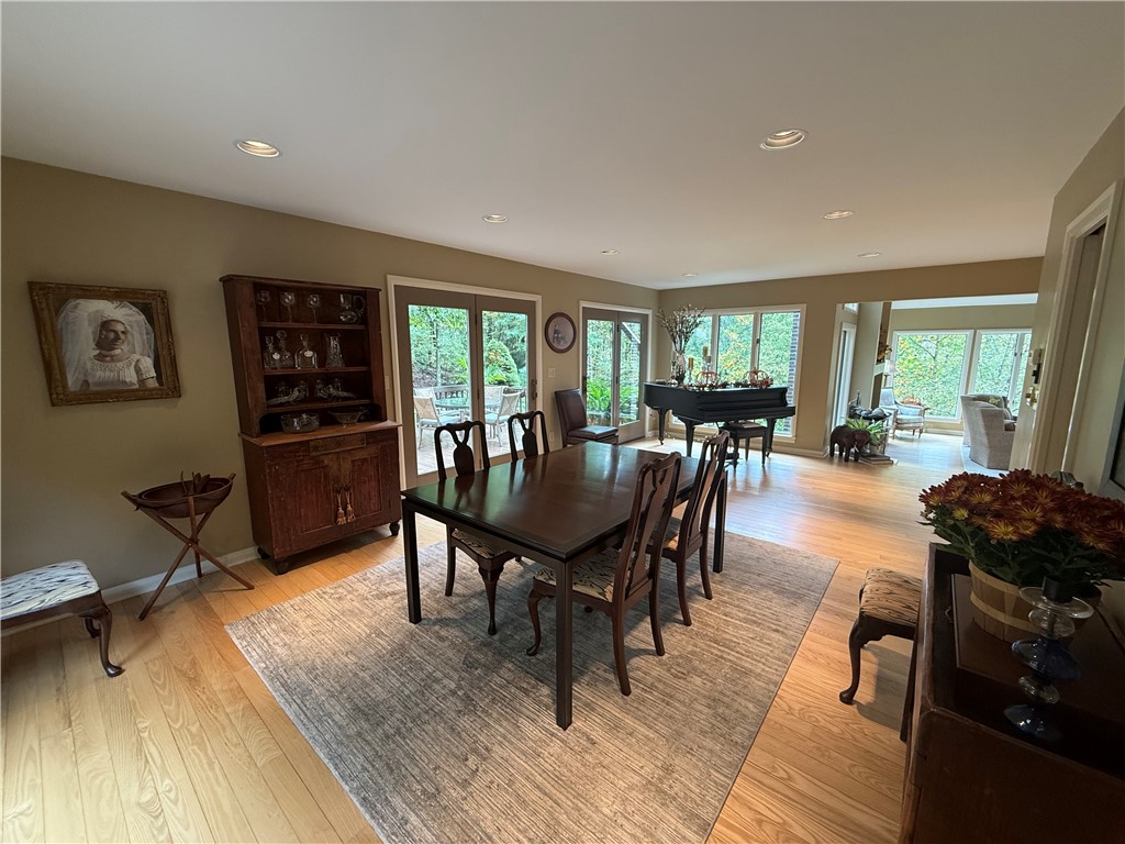 White Twp, Pennsylvania 15701, United States, 4 Bedrooms Bedrooms, ,4 BathroomsBathrooms,Residential,Active,219661