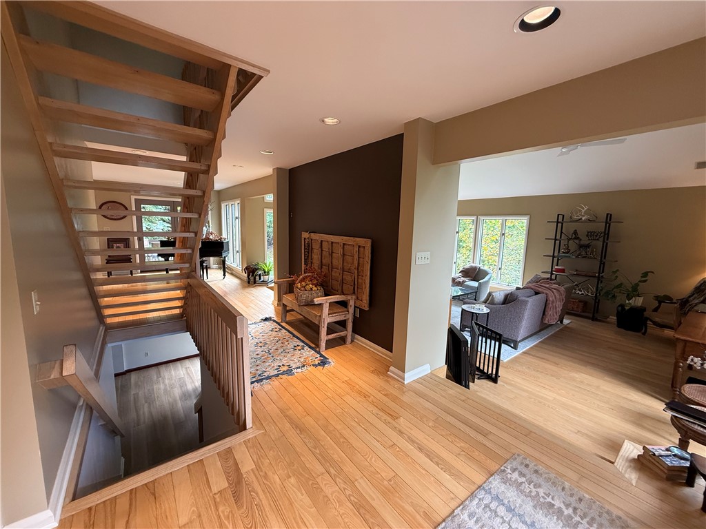 White Twp, Pennsylvania 15701, United States, 4 Bedrooms Bedrooms, ,4 BathroomsBathrooms,Residential,Active,219661