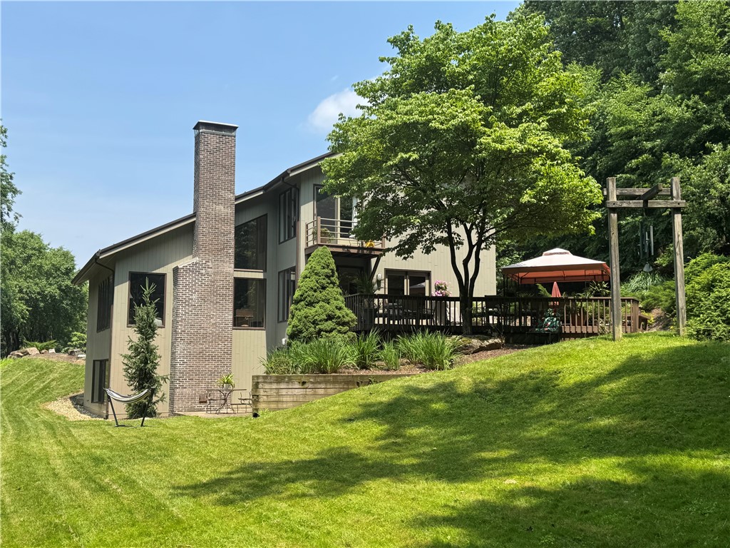 White Twp, Pennsylvania 15701, United States, 4 Bedrooms Bedrooms, ,4 BathroomsBathrooms,Residential,Active,219661