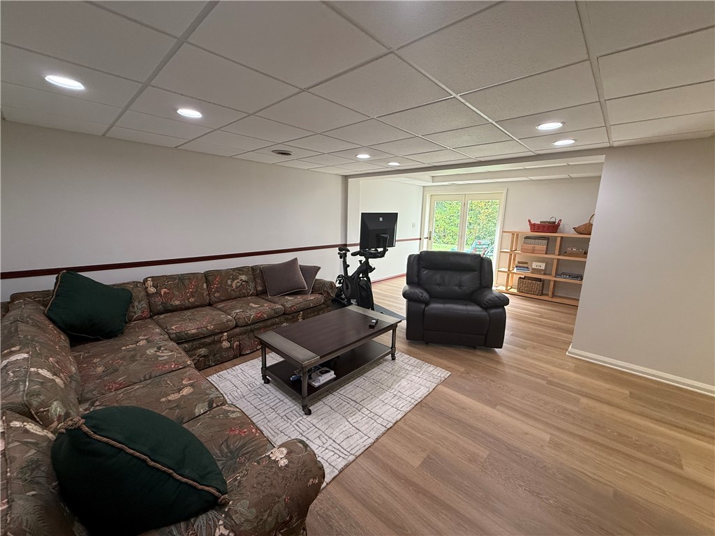 White Twp, Pennsylvania 15701, United States, 4 Bedrooms Bedrooms, ,4 BathroomsBathrooms,Residential,Active,219661