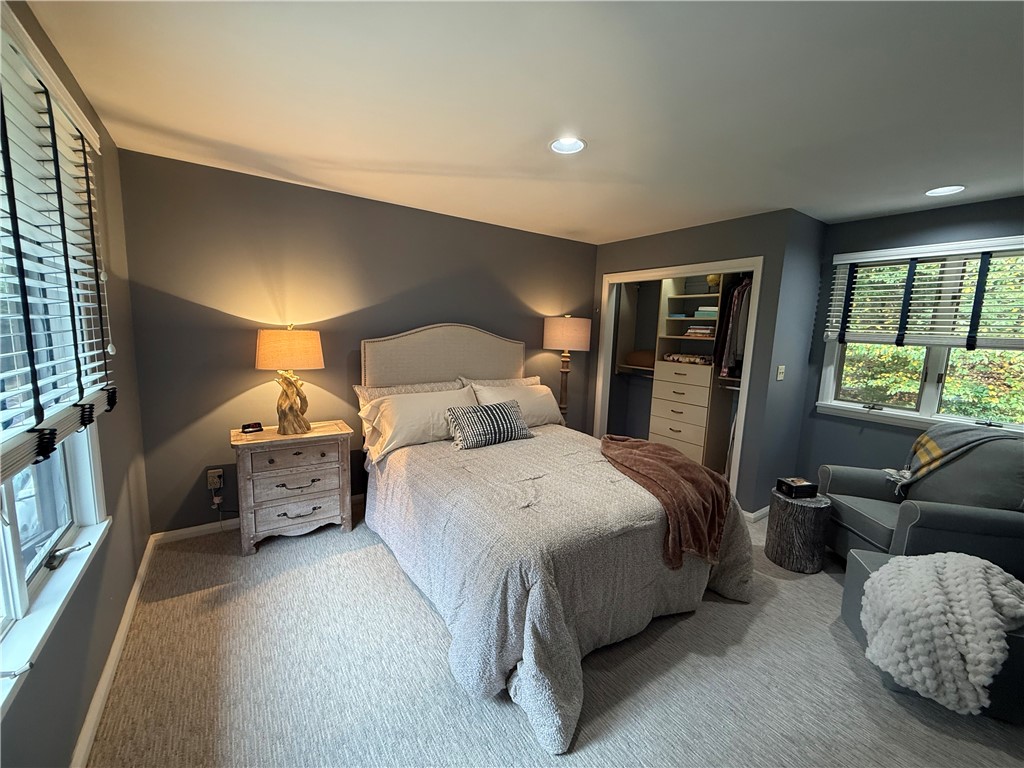 White Twp, Pennsylvania 15701, United States, 4 Bedrooms Bedrooms, ,4 BathroomsBathrooms,Residential,Active,219661