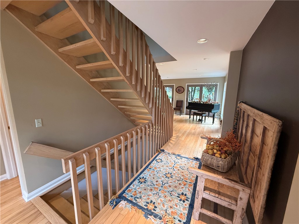 White Twp, Pennsylvania 15701, United States, 4 Bedrooms Bedrooms, ,4 BathroomsBathrooms,Residential,Active,219661