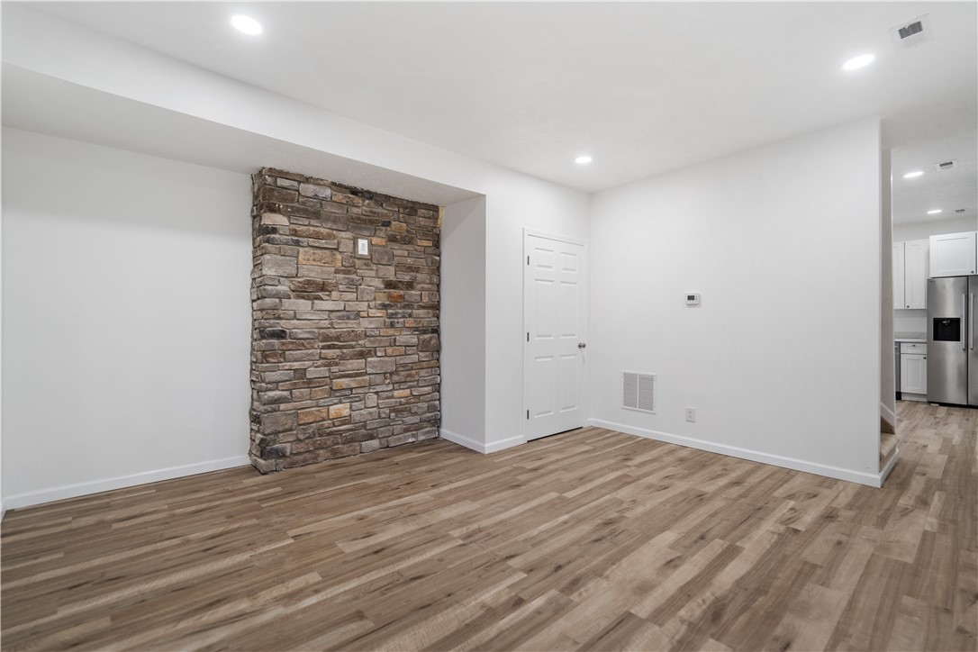 1415 5th Ave Ave, Coraopolis, Pennsylvania image 4