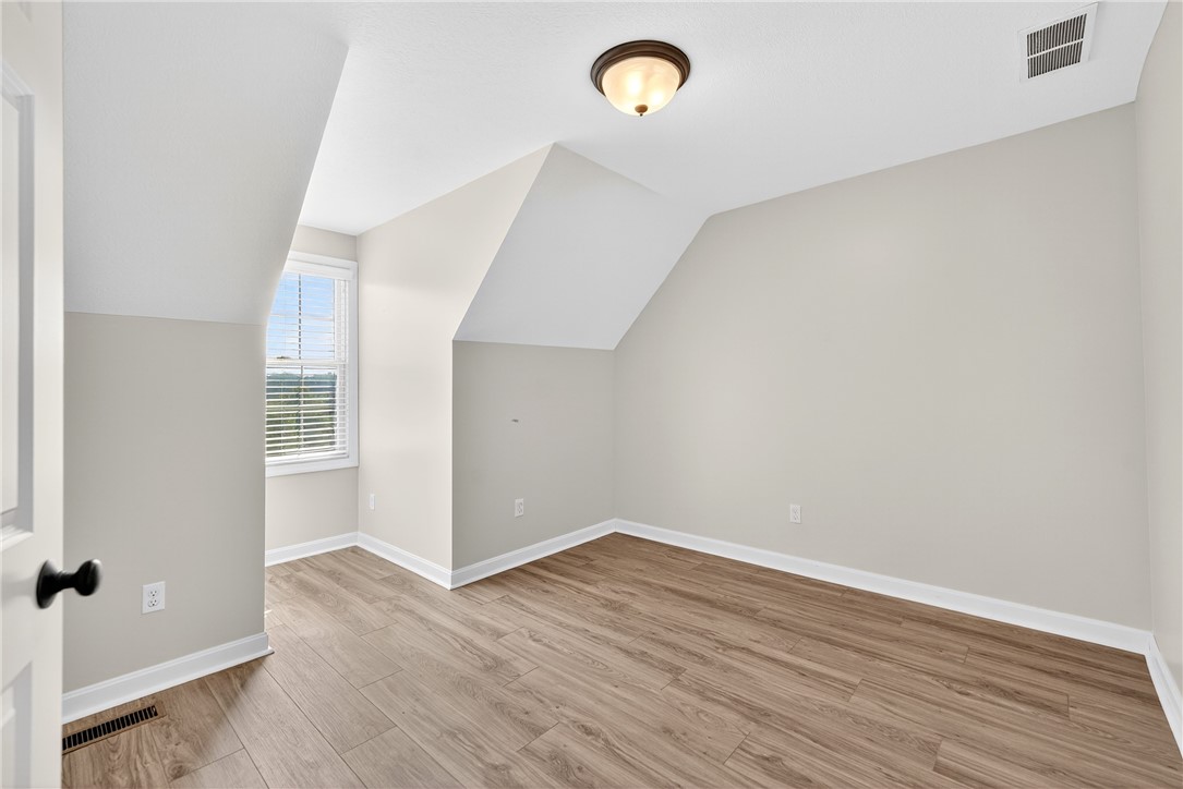 South Strabane, Pennsylvania 15301, United States, 4 Bedrooms Bedrooms, ,3 BathroomsBathrooms,Residential,Contingent,160910