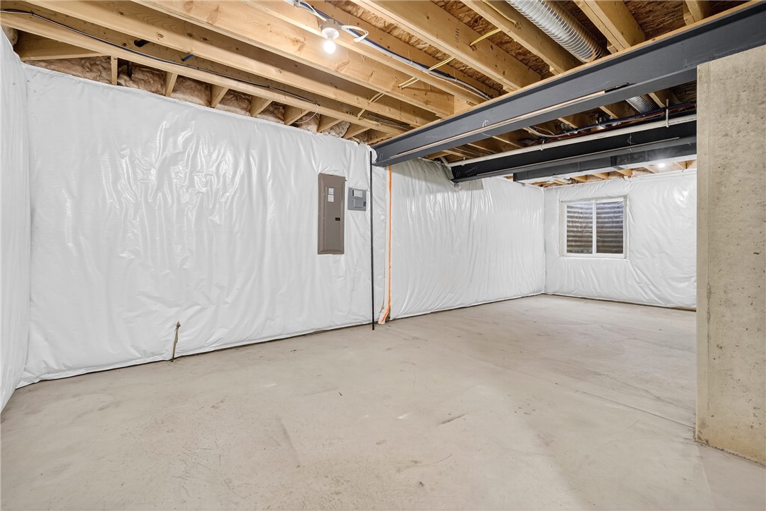 South Strabane, Pennsylvania 15301, United States, 4 Bedrooms Bedrooms, ,3 BathroomsBathrooms,Residential,Contingent,160910