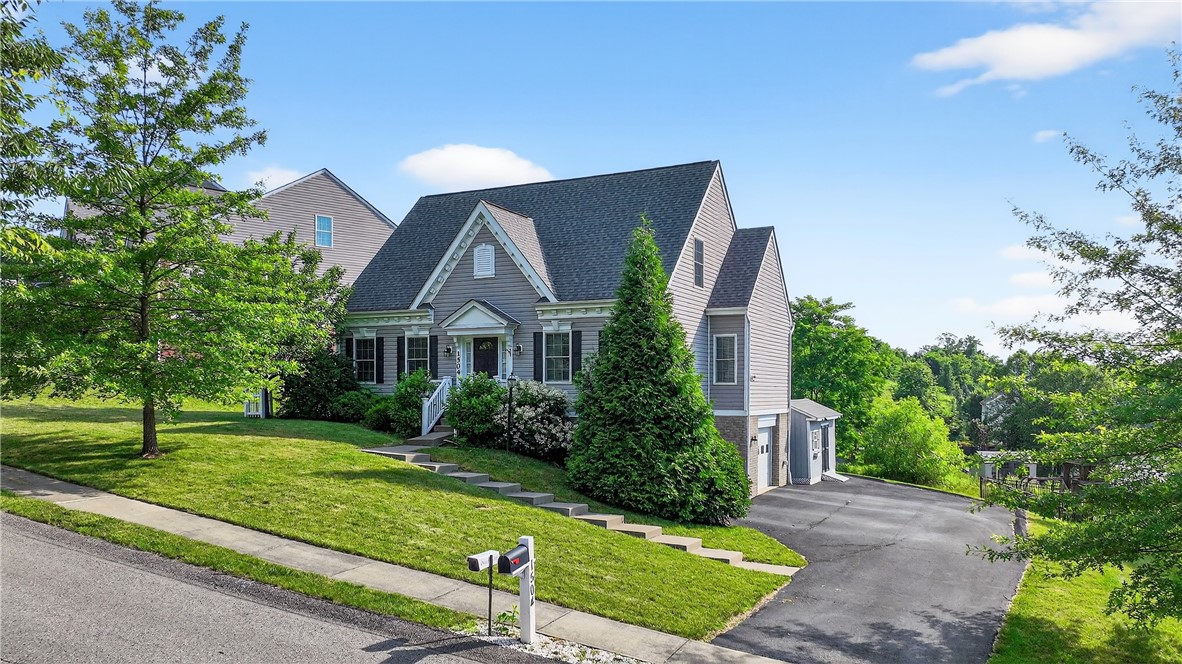 South Strabane, Pennsylvania 15301, United States, 4 Bedrooms Bedrooms, ,3 BathroomsBathrooms,Residential,Contingent,160910