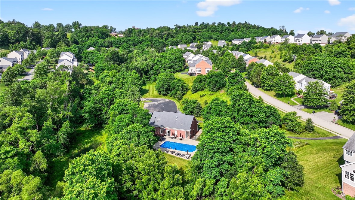 South Strabane, Pennsylvania 15301, United States, 4 Bedrooms Bedrooms, ,3 BathroomsBathrooms,Residential,Contingent,160910