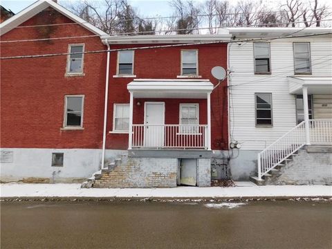 Photo of 207 4th St, Fayette City, PA 15438 (MLS # 1740712)