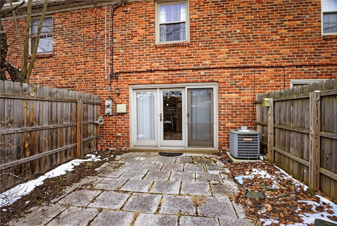 Scott Twp, Pennsylvania 15216, United States, 2 Bedrooms Bedrooms, ,2 BathroomsBathrooms,Residential,Active,254398