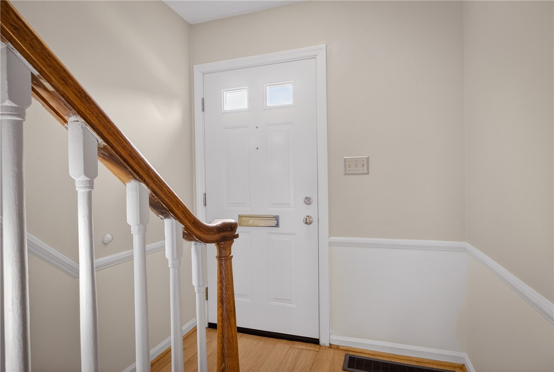 Scott Twp, Pennsylvania 15216, United States, 2 Bedrooms Bedrooms, ,2 BathroomsBathrooms,Residential,Active,254398