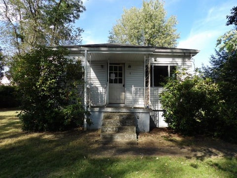 Homes For Sale - 8 5th Avenue Ave<br/> Scottdale, PA 15683