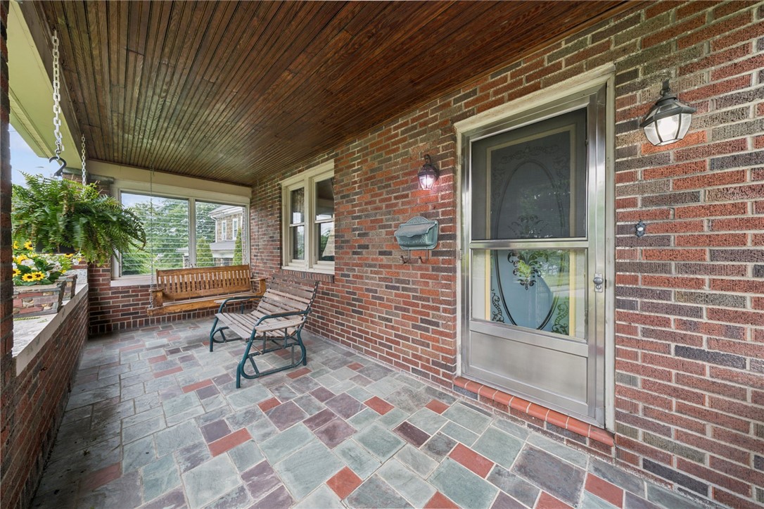 115 Locust St
