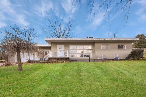 139 Camp Run Rd Lancaster Twp PA 16037