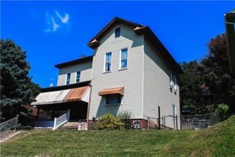 Photo of 825 North Ave, Braddock, PA 15104 (MLS # 1746529)