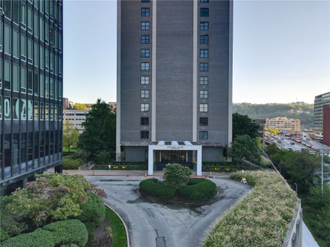 Photo for 112 Washington Place 4C