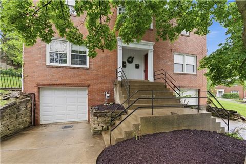 Photo of 393-397 Tampa Ave, Pittsburgh, PA 15228 (MLS # 1750943)