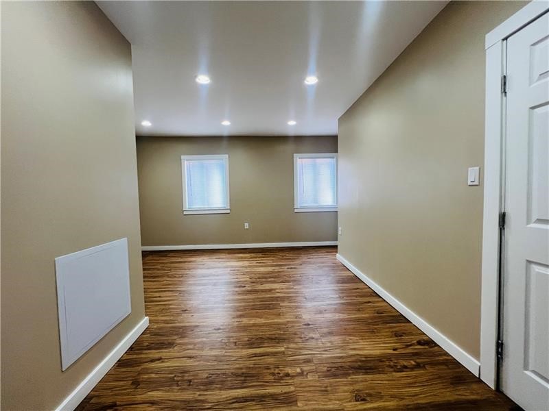 South Side, Pennsylvania 15203, United States, 3 Bedrooms Bedrooms, ,2 BathroomsBathrooms,Residential,Active,6751