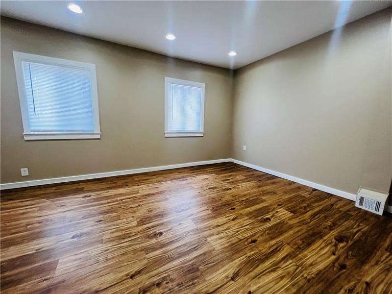 South Side, Pennsylvania 15203, United States, 3 Bedrooms Bedrooms, ,2 BathroomsBathrooms,Residential,Active,6751