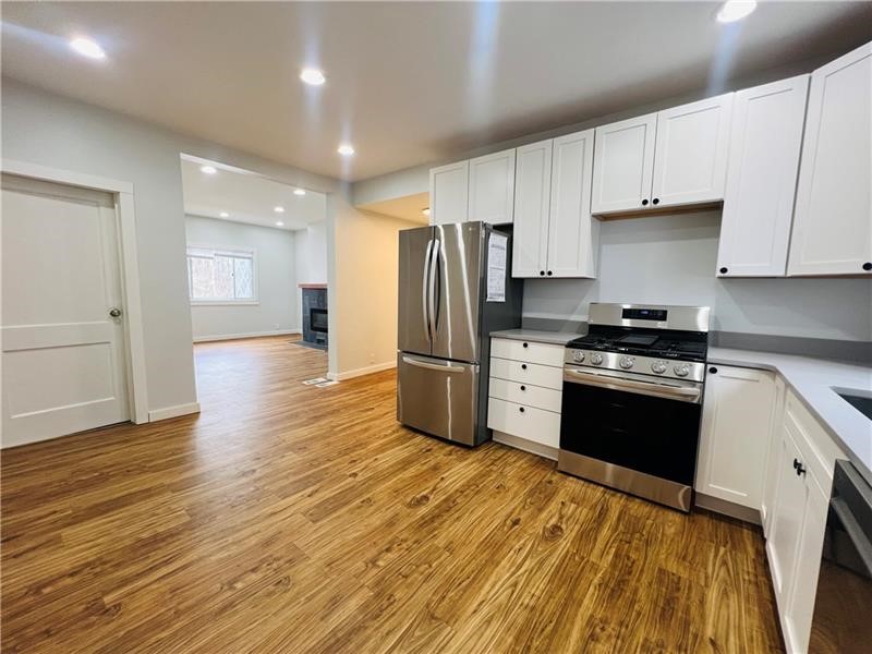 South Side, Pennsylvania 15203, United States, 3 Bedrooms Bedrooms, ,2 BathroomsBathrooms,Residential,Active,6751