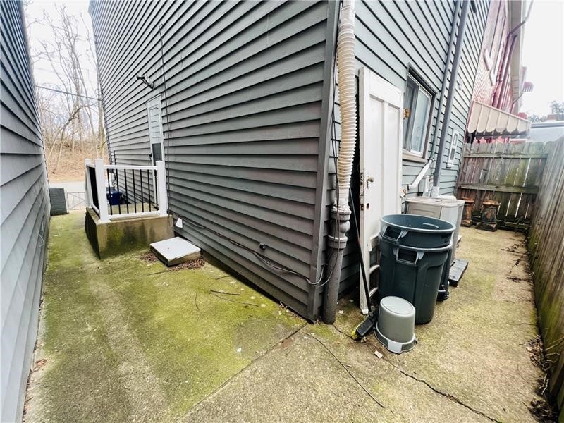 South Side, Pennsylvania 15203, United States, 3 Bedrooms Bedrooms, ,2 BathroomsBathrooms,Residential,Active,6751